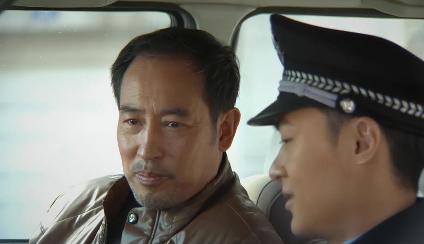 九命刑警老头叫什么？九命刑警碰瓷是哪几版本的？