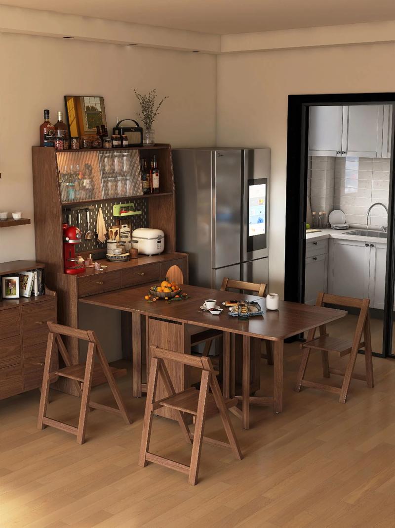 正方餐桌摆放是否有利于家居风水布局？