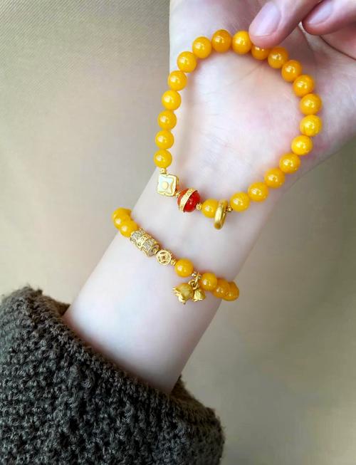 什么样的女性命格适合佩戴蜜蜡饰品？