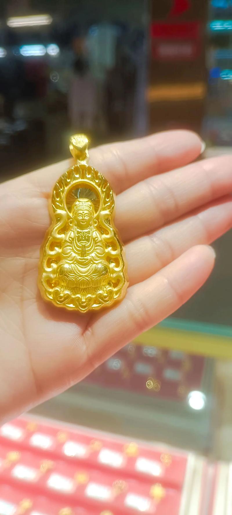 火命人适合佩戴哪种招财挂件最吉祥？