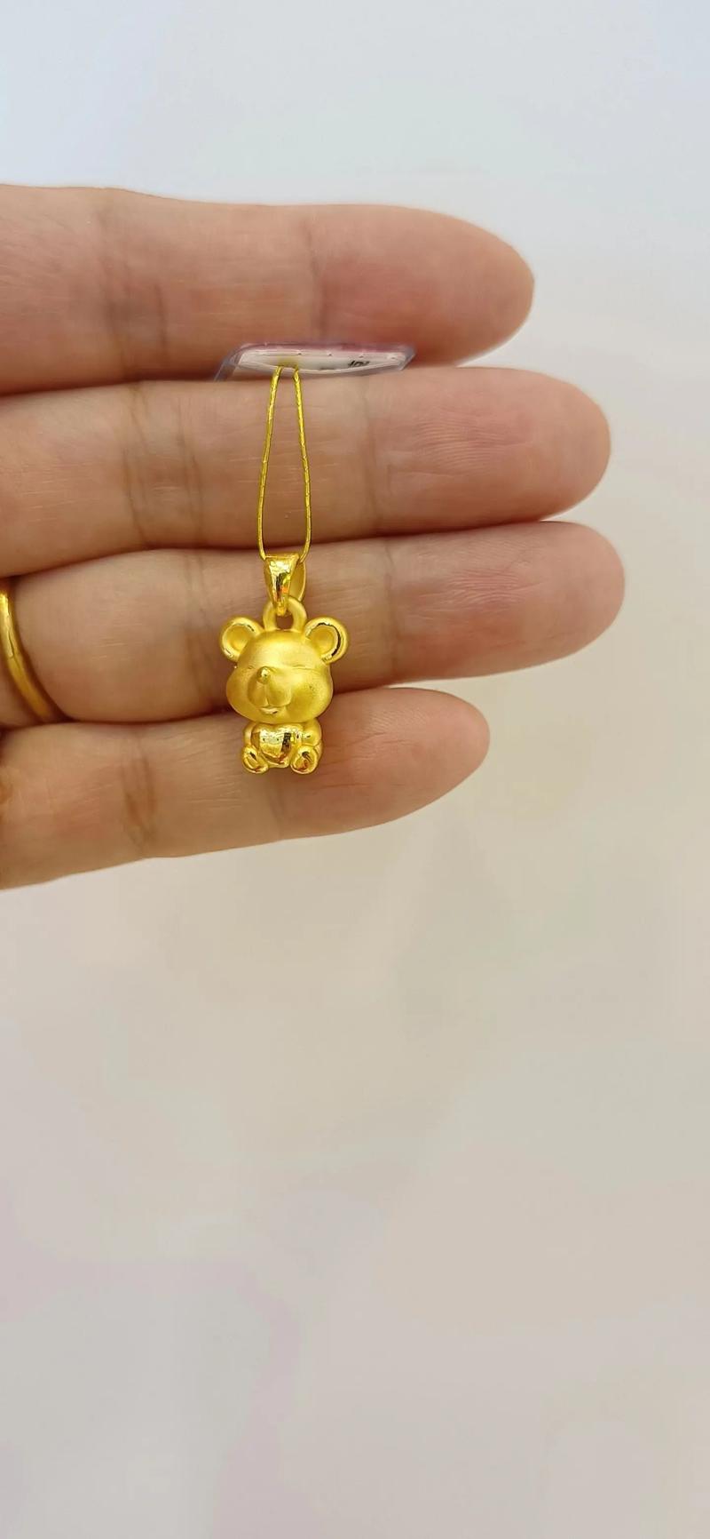 属鼠人究竟适合佩戴什么样的饰品才嫩招财旺运呢？