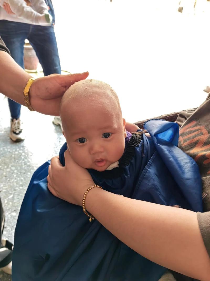 2026年4月8日，今天剃胎发合适吗，是剃胎发的好日子吗？