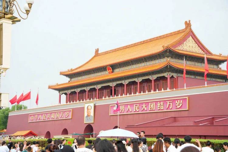 2026年11月5日安门吉日吗？这天安门适合进行安门活动吗？