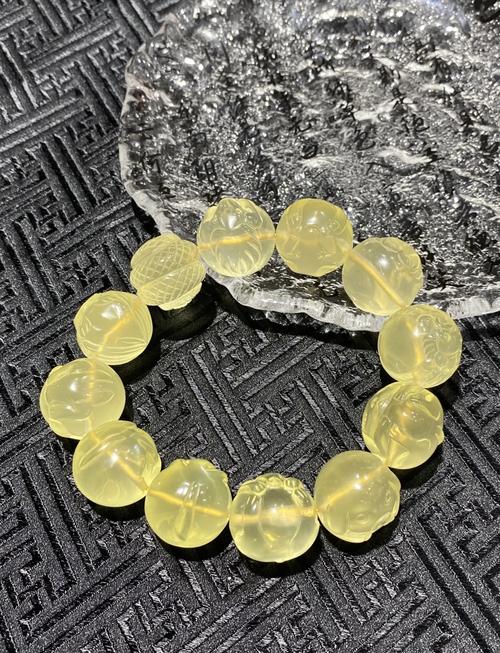 2013年出生的属蛇女性，她的命格究竟是什么？