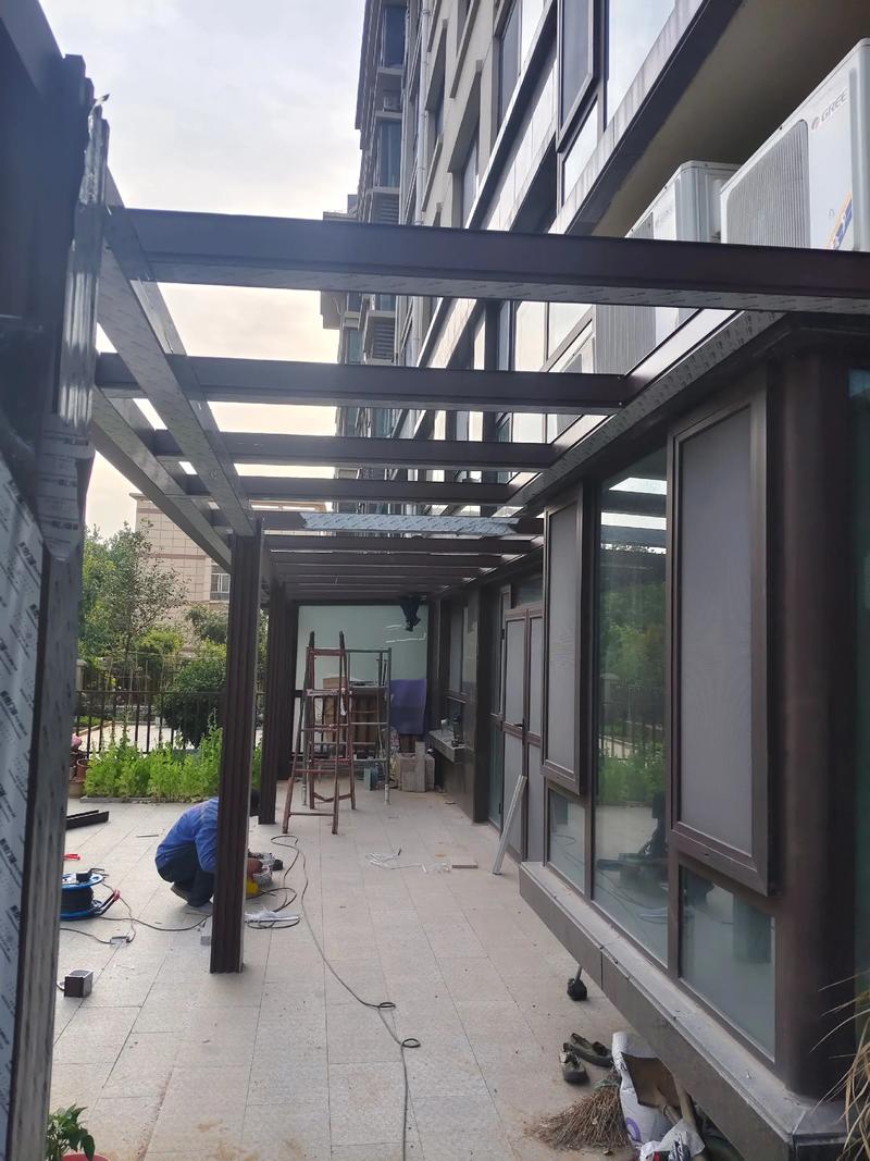 门口搭建雨棚会对家中的风水产生什么影响？