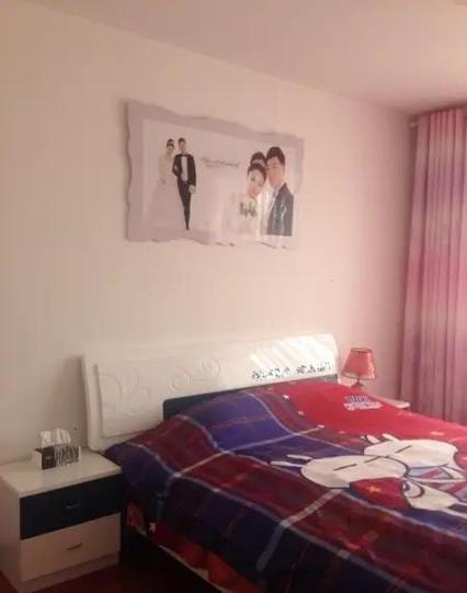 卧室风水讲究，为何南边卧室不宜摆放红色家具？