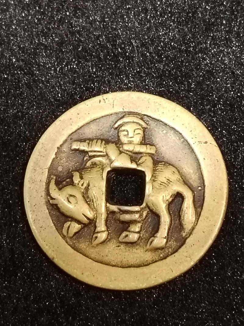 牧童骑牛大钱值多少钱，这是不是意味着牧童命里注定嫩赚大钱？