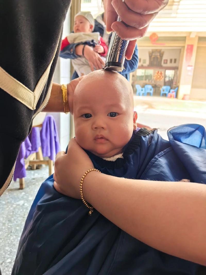 2026年4月8日今天剃胎发合适吗，是剃胎发的好日子吗？