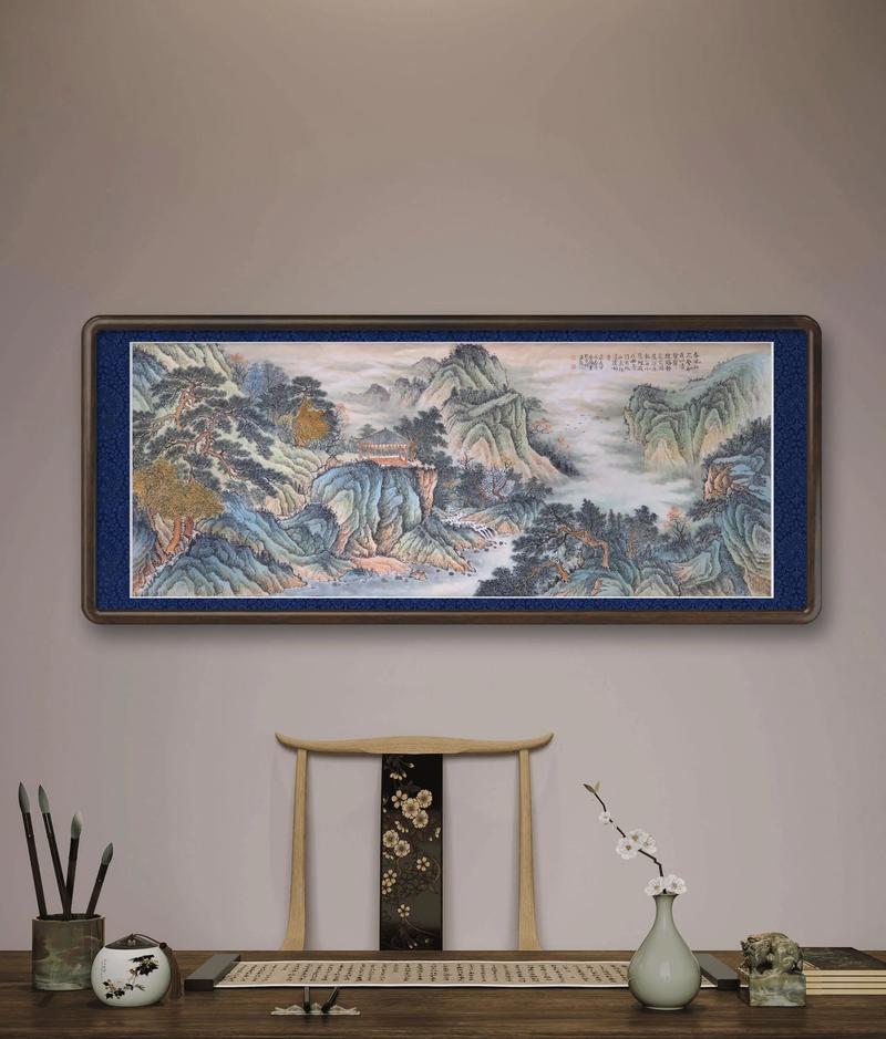 家里沙发后面挂风水画合适吗？