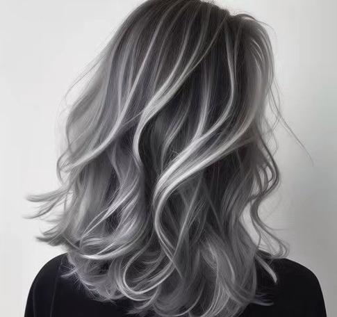 男孩的灰色头发会对家中的风水产生什么影响？