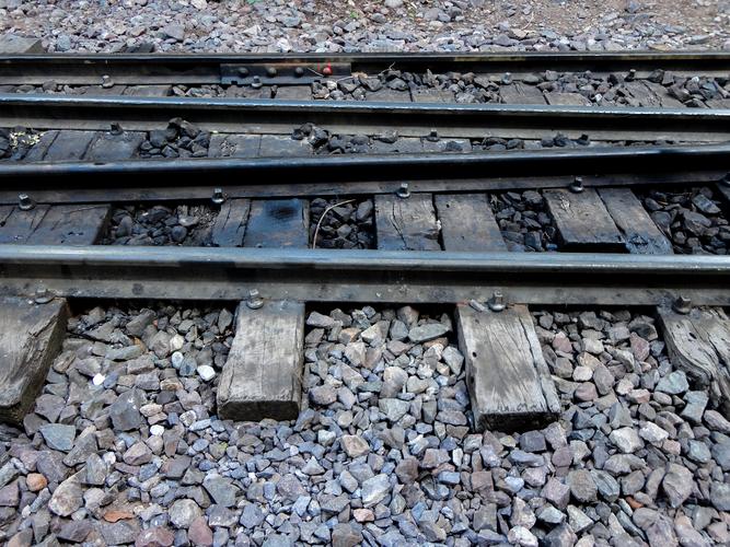 火车轨道对周边风水环境有影响吗？