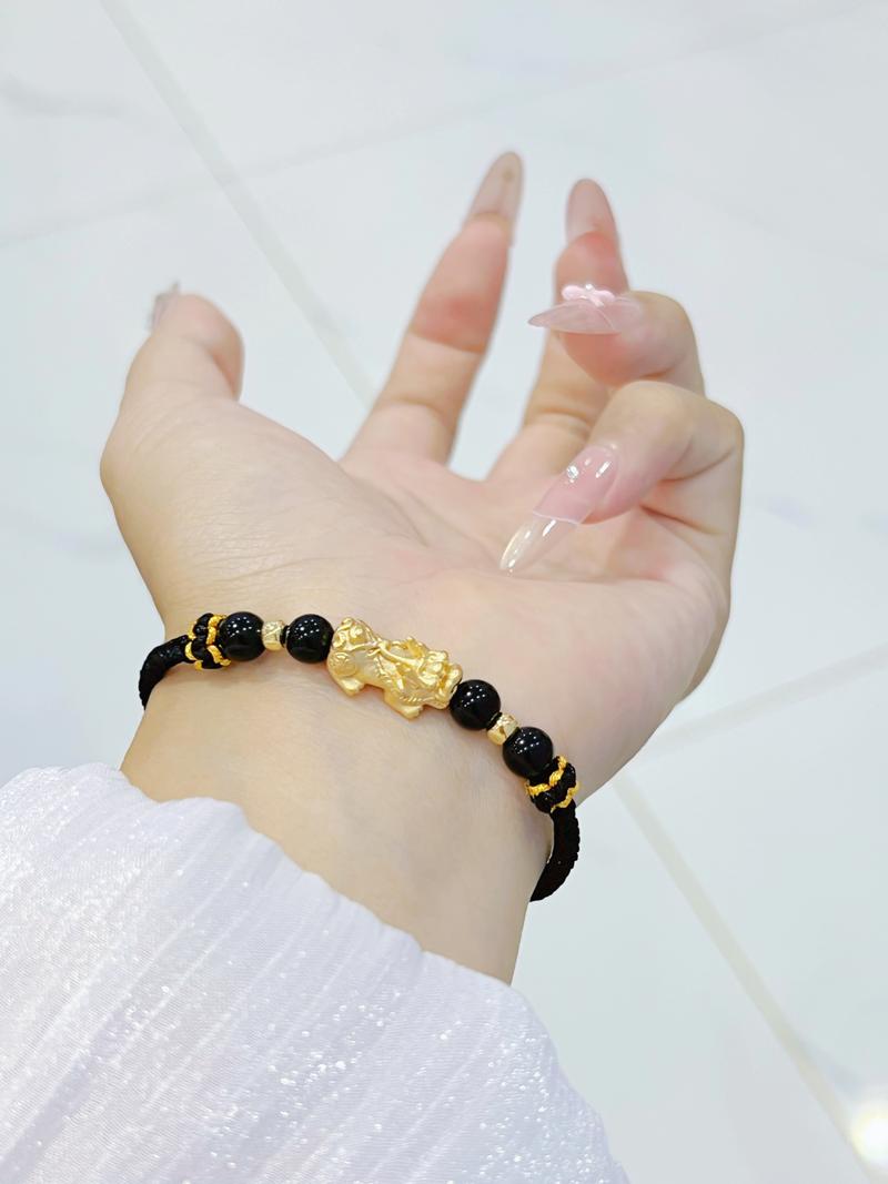 命格较强的人应该佩戴哪种手链来增强运势？