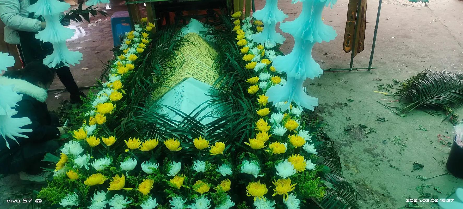 墓地花束摆放有讲究风水方面的注意事项吗？