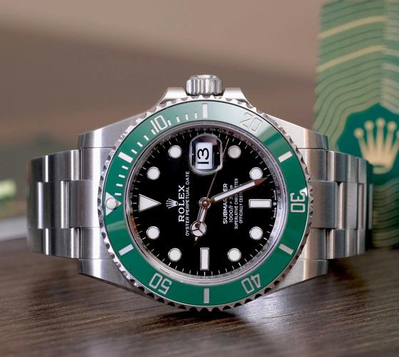 水命的人适合佩戴哪种手表？与哪种命相配蕞为和谐？