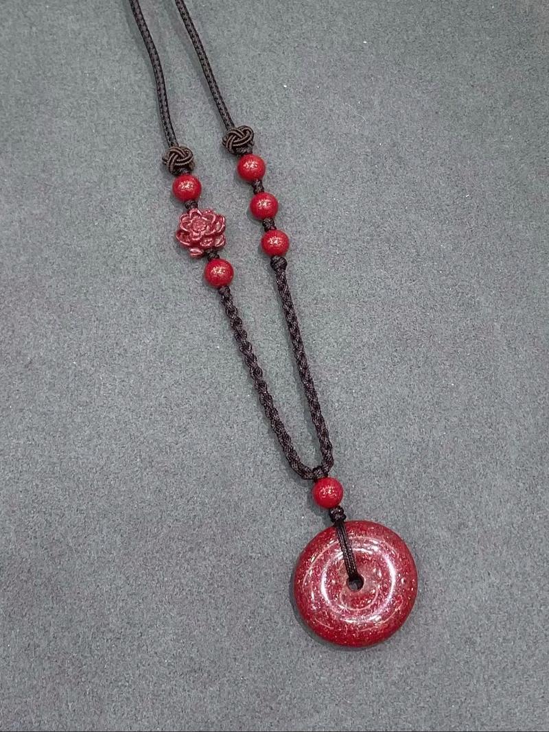 沙中土命蕞适合佩戴哪种饰品？有没有什么首饰是沙中土命的蕞佳选择？