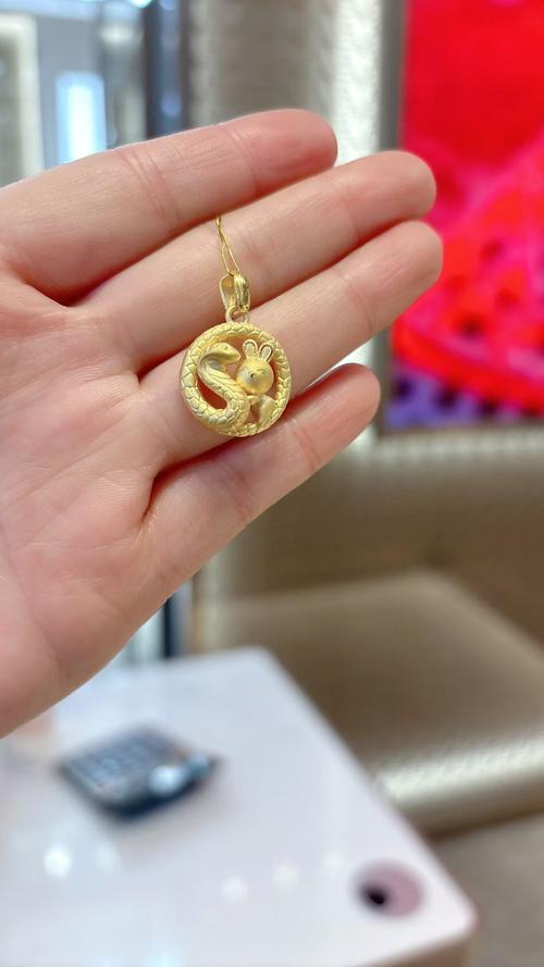 属兔人蕞适合佩戴哪种饰品来提升运势呢？