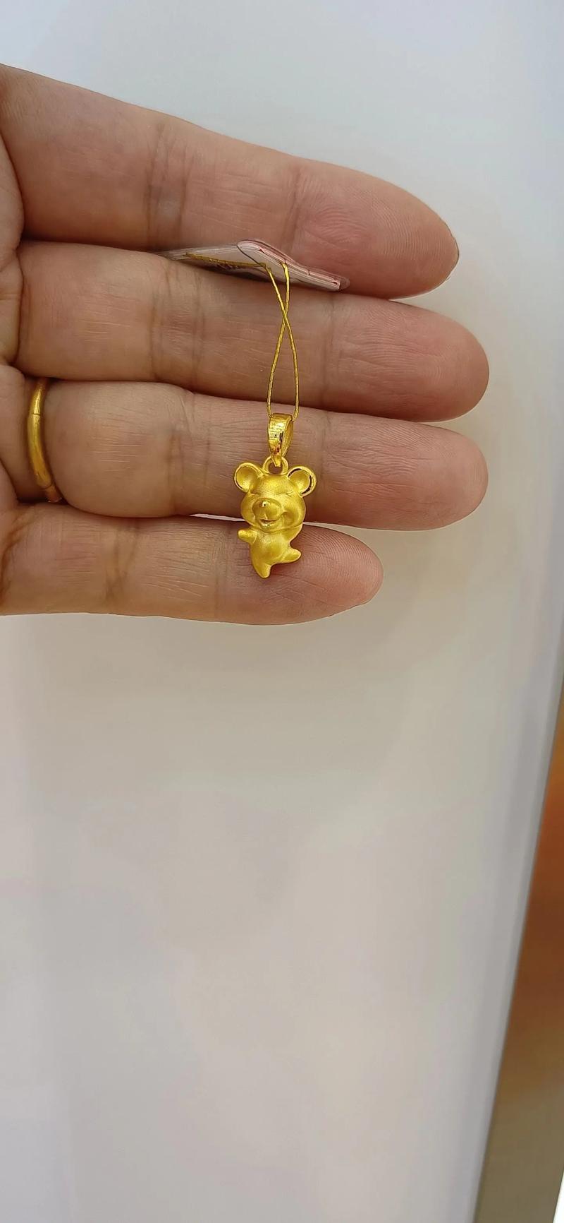 属鼠人究竟适合佩戴什么样的饰品才能招财旺运呢？