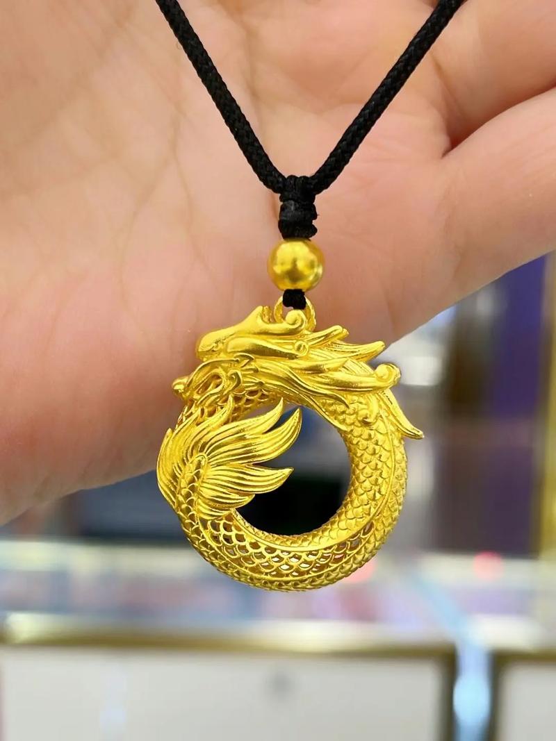 属龙人最适合佩戴哪种饰品来提升运势呢？