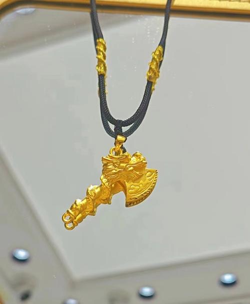 山头火命适合佩戴什么金首饰？