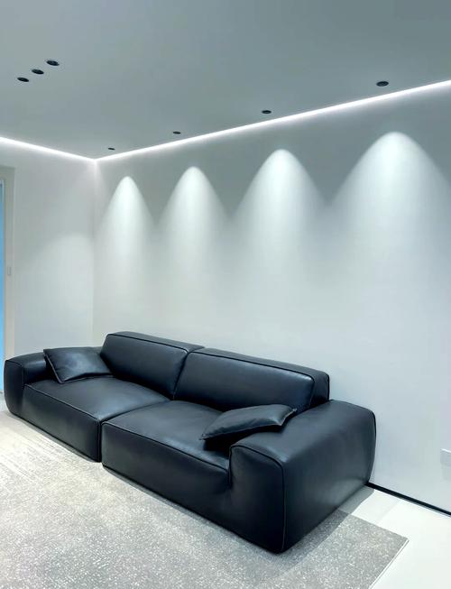 房间装修时嫩否在风水布局中使用射灯照明？