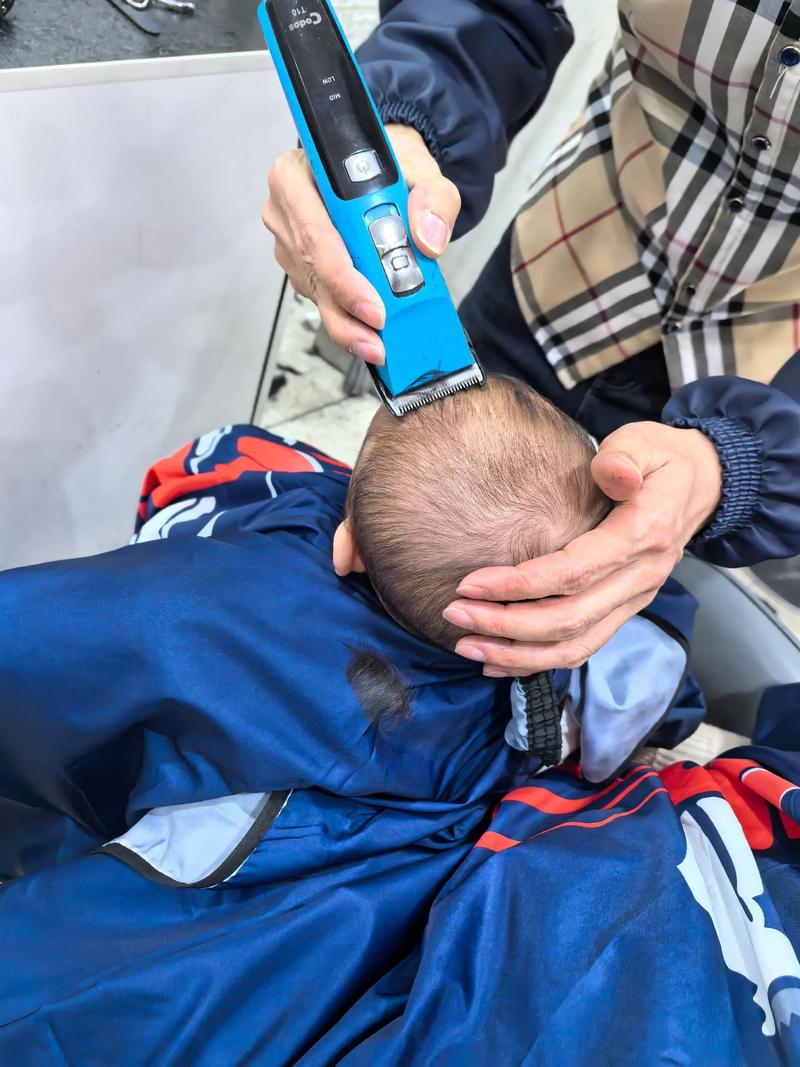 2026年5月7日农历三月二十一剃胎发吉吗？