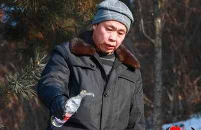 梦见活着的爷爷死了