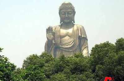 梦见巨大的佛像