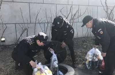 梦见在路边捡到冥币
