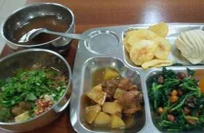 梦见吃午饭