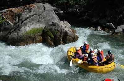 梦见在大海飘流