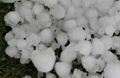 梦见冬季的冰雹