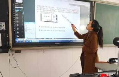 梦见讲台上讲课