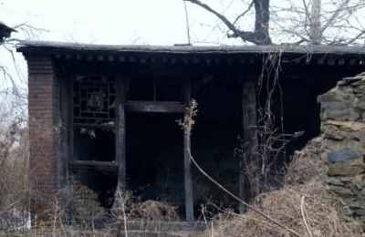 梦见破屋烂墙