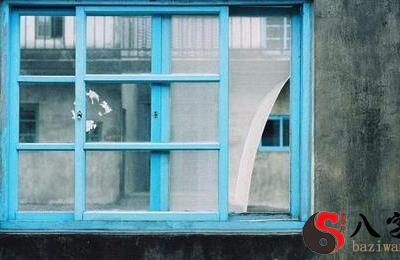 梦见房屋没有窗户