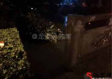 梦见别人掉河里了