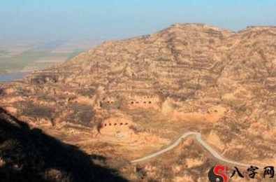 梦见河里发大水