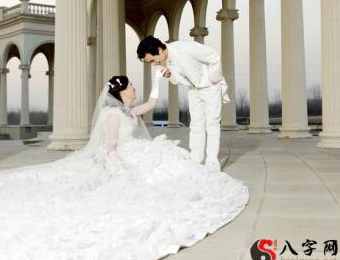梦见和女朋友结婚